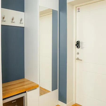 Apartment Peaceful Oasis With Air Conditioner Location